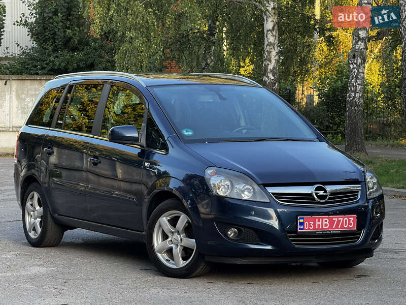 Минивэн Opel Zafira 2012 в Белой Церкви Минивэн Opel Zafira 2012 в Белой Церкви