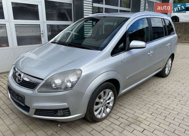 Минивэн Opel Zafira 2008 в Виннице