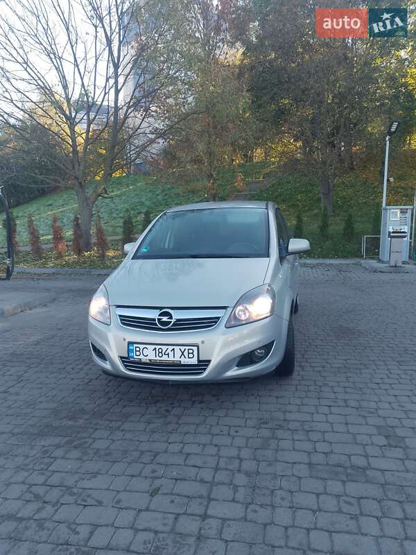 Минивэн Opel Zafira 2010 в Львове Минивэн Opel Zafira 2010 в Львове