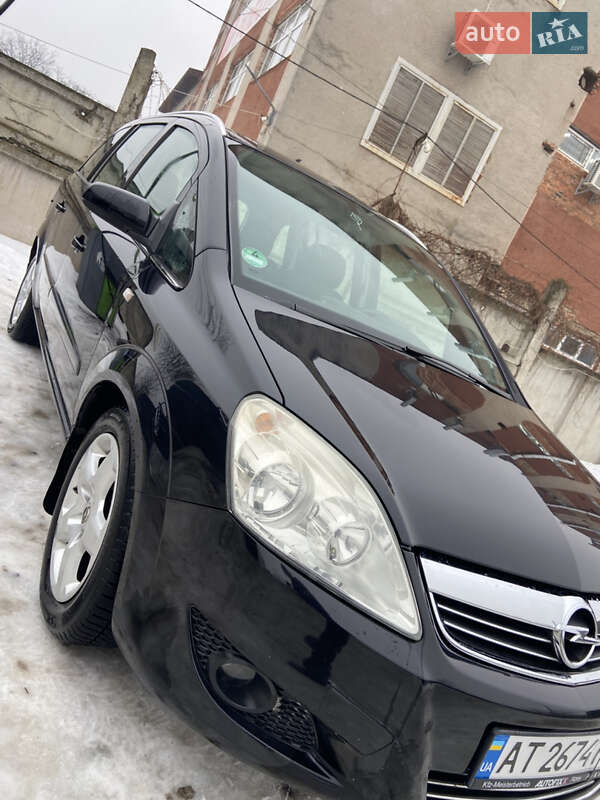 Мінівен Opel Zafira 2008 в Калуші