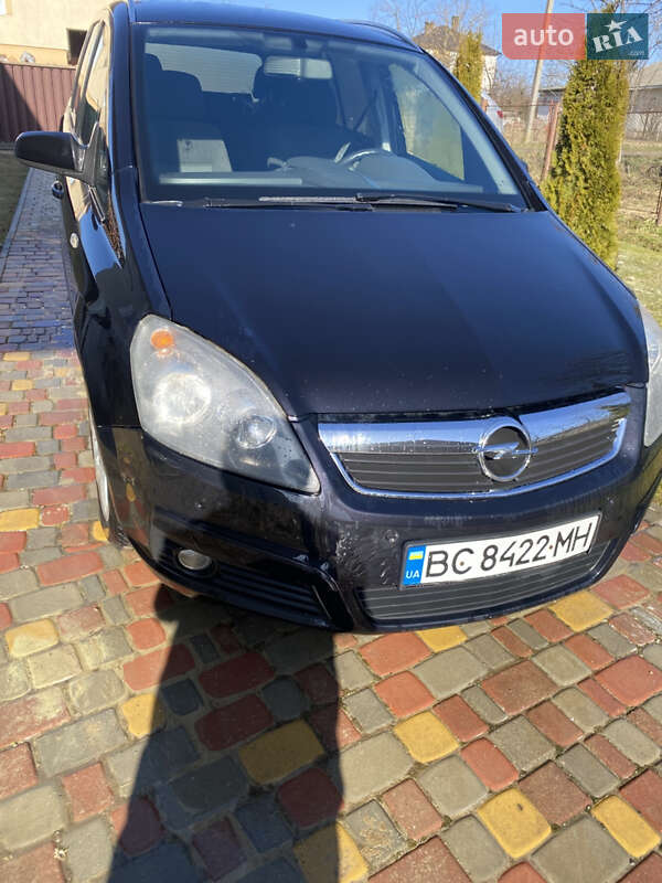 Минивэн Opel Zafira 2007 в Дрогобыче Минивэн Opel Zafira 2007 в Дрогобыче