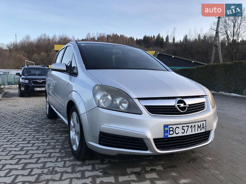 Минивэн Opel Zafira 2006 в Турке