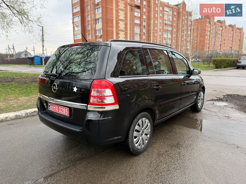 Минивэн Opel Zafira 2008 в Борисполе