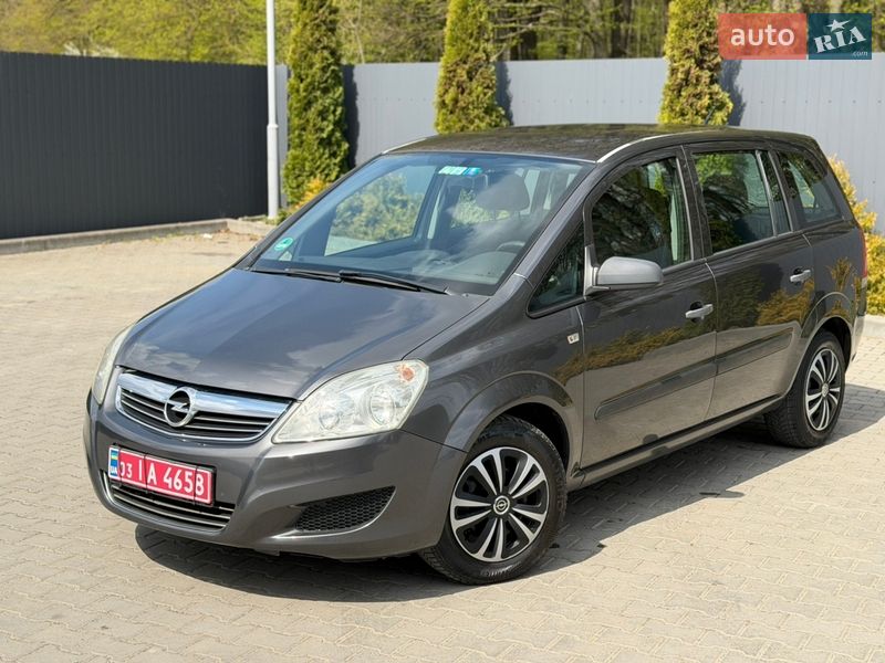 Мінівен Opel Zafira 2010 в Теребовлі