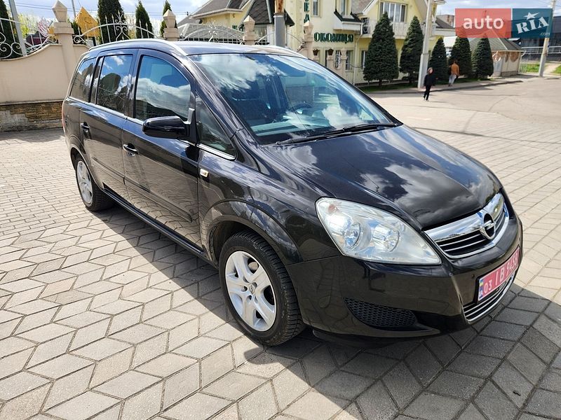 Мінівен Opel Zafira 2009 в Полтаві