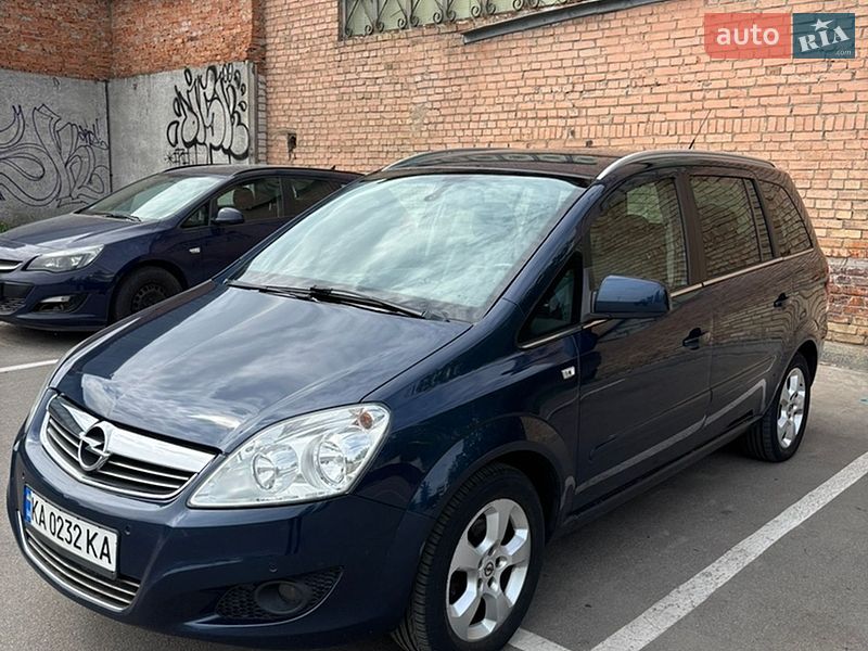 Мінівен Opel Zafira 2011 в Києві Мінівен Opel Zafira 2011 в Києві