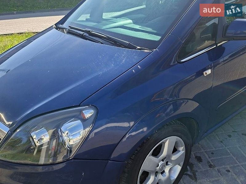 Минивэн Opel Zafira 2008 в Тернополе