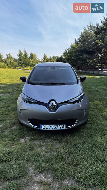 Хэтчбек Renault Zoe 2016 в Львове