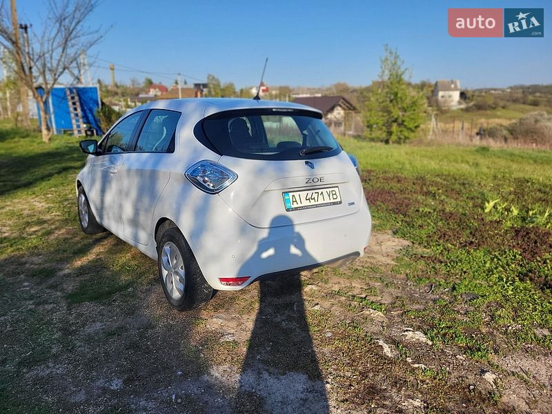 Хэтчбек Renault Zoe 2017 в Киеве