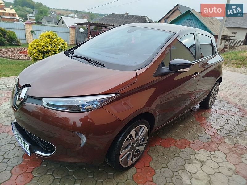 Хэтчбек Renault Zoe 2015 в Самборе Хэтчбек Renault Zoe 2015 в Самборе