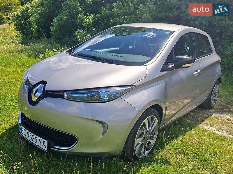 Хэтчбек Renault Zoe 2015 в Тернополе