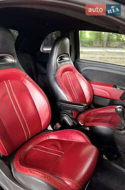 Хэтчбек Abarth Fiat 500 2012 в 