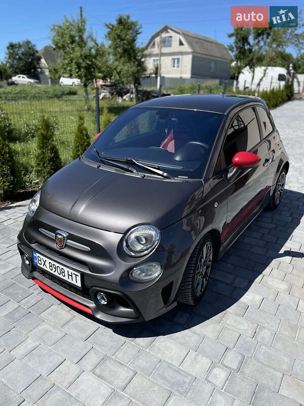 Хэтчбек Abarth Fiat 500 2015 в 