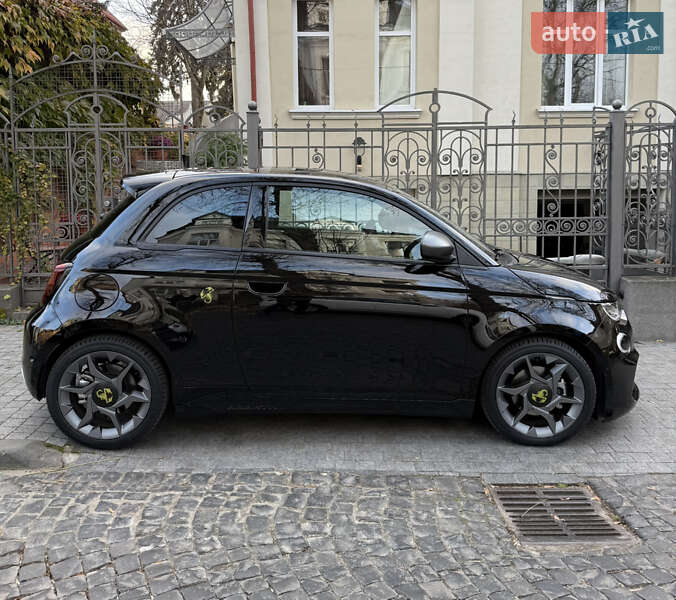 Хэтчбек Abarth Fiat 500 2023 в Львове