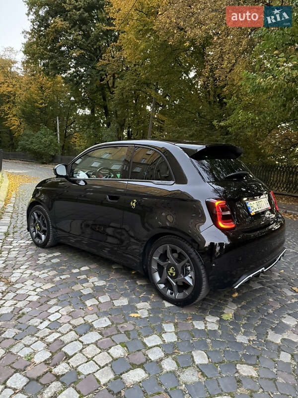 Хэтчбек Abarth Fiat 500 2023 в Львове