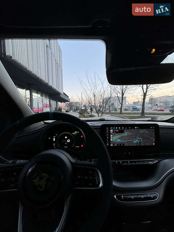 Хэтчбек Abarth Fiat 500 2023 в Львове