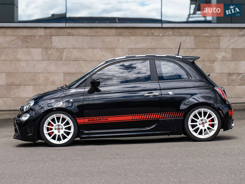 Хэтчбек Abarth Fiat 500 2014 в Киеве