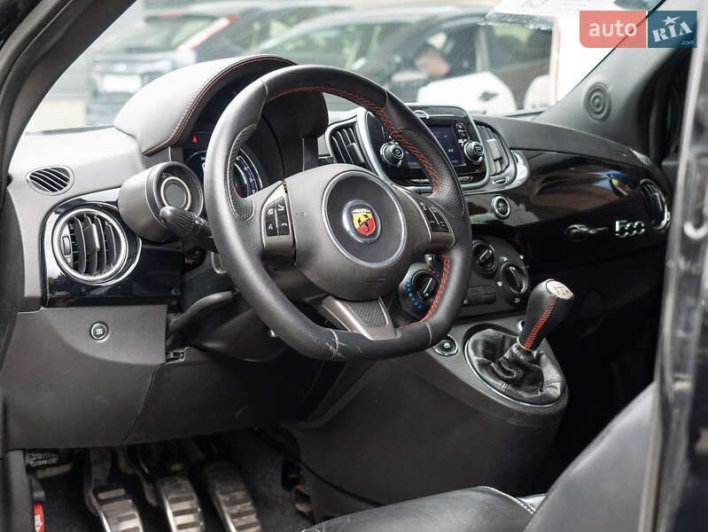 Хэтчбек Abarth Fiat 500 2014 в Киеве