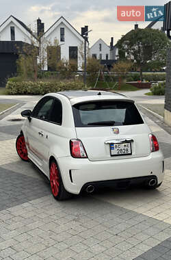 Хэтчбек Abarth Fiat 500 2012 в 