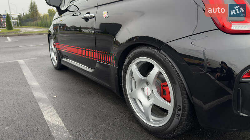 Хэтчбек Abarth Fiat 500 2015 в Вишневом
