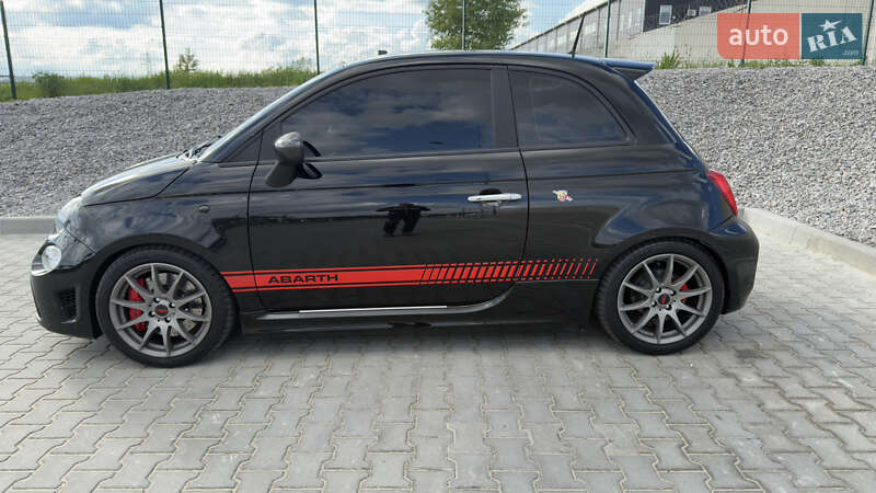 Хэтчбек Abarth Fiat 500 2015 в Вишневом