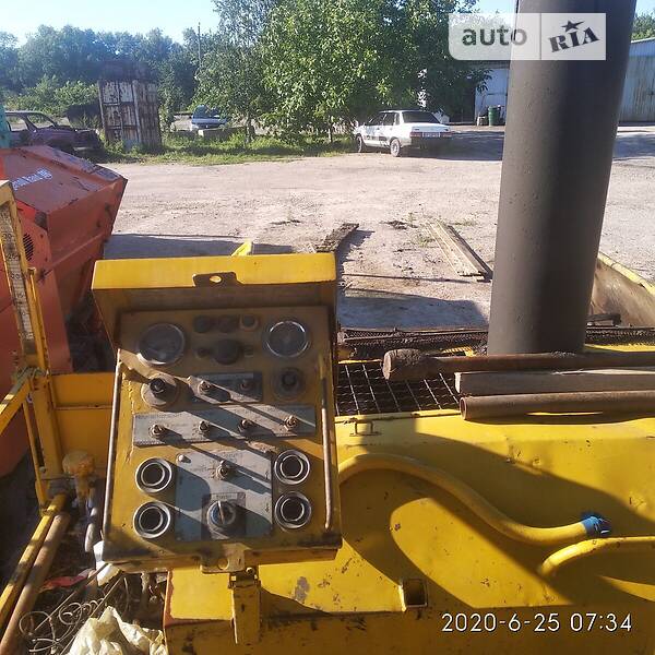 Асфальтоукладчик ABG Titan 260 1989 в Запорожье фото 6 Асфальтоукладчик ABG Titan 260 1989 в Запорожье