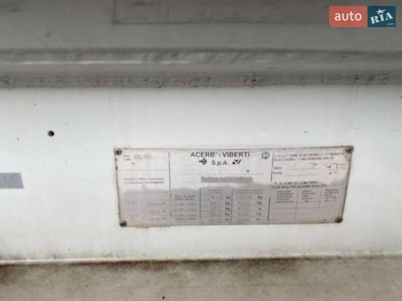 Цистерна полуприцеп Acerbi 20G 2006 в Стрые