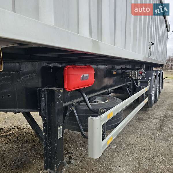 Контейнеровоз Ackermann Fruehauf Eaf 2007 в Запорожье