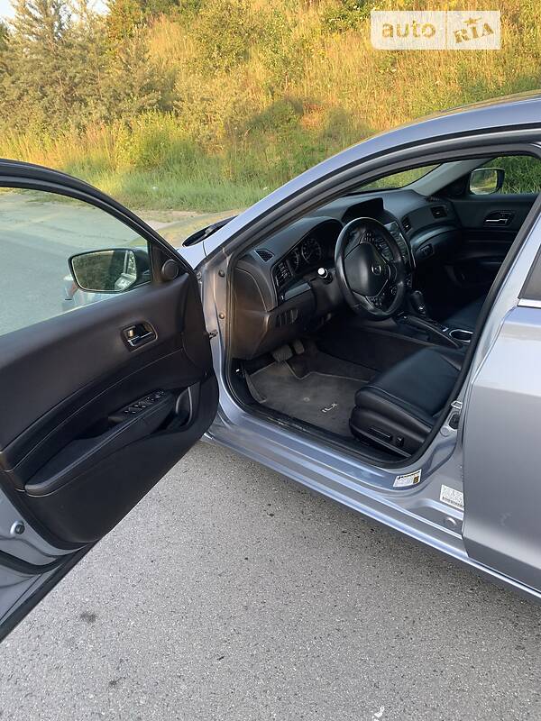 Седан Acura ILX 2015 в Львові