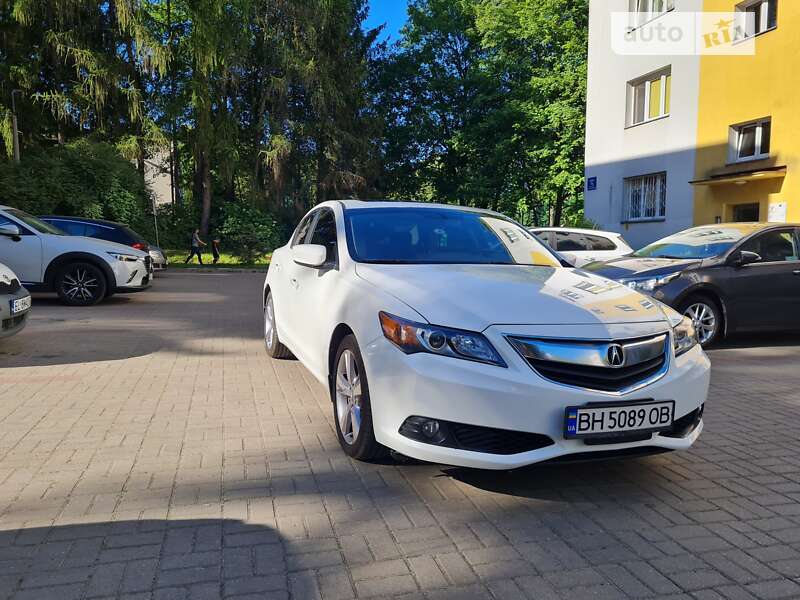 Седан Acura ILX 2013 в Києві