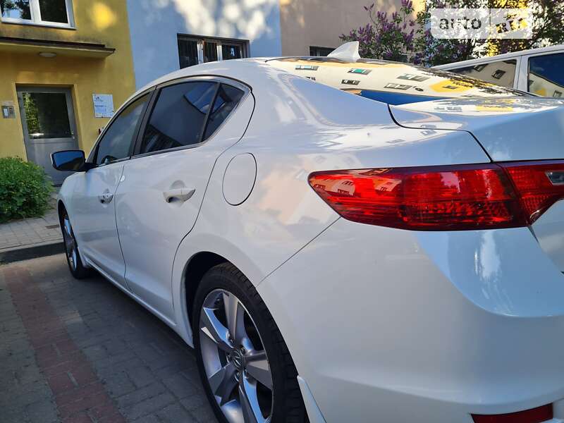 Седан Acura ILX 2013 в Києві