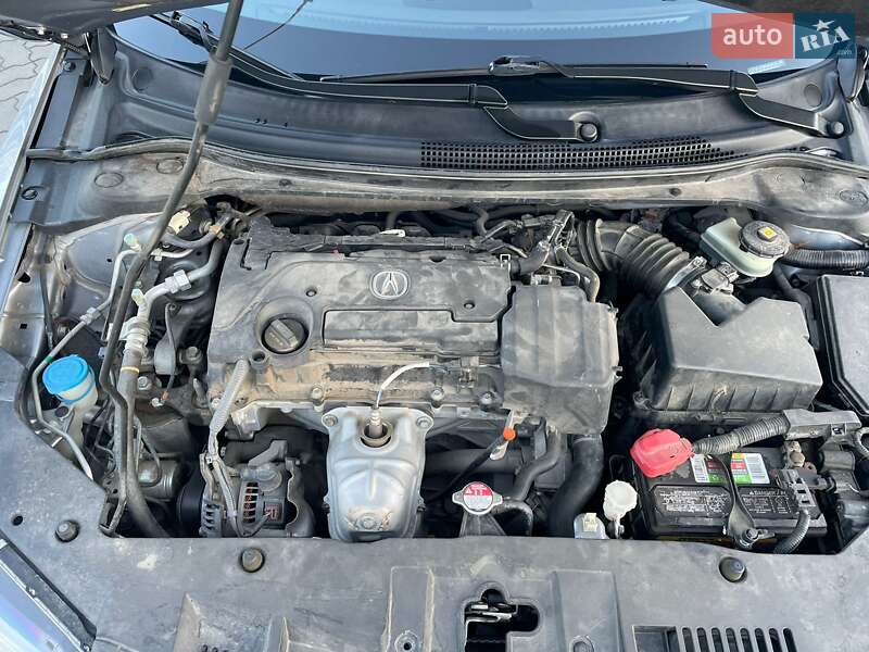 Седан Acura ILX 2015 в Черновцах