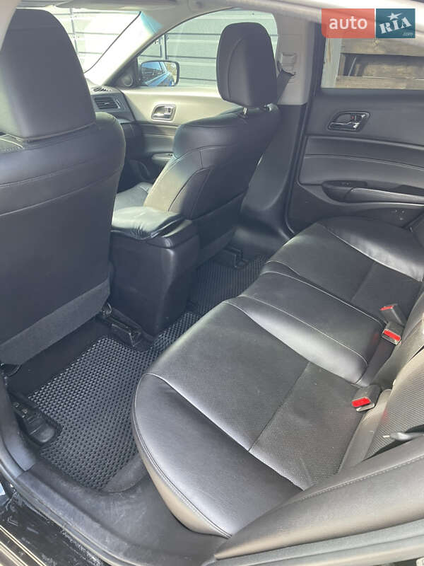 Седан Acura ILX 2015 в Киеве