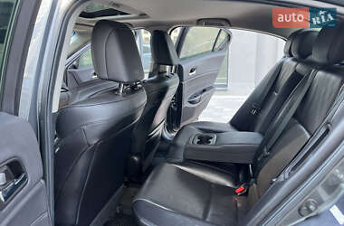 Седан Acura ILX 2012 в 