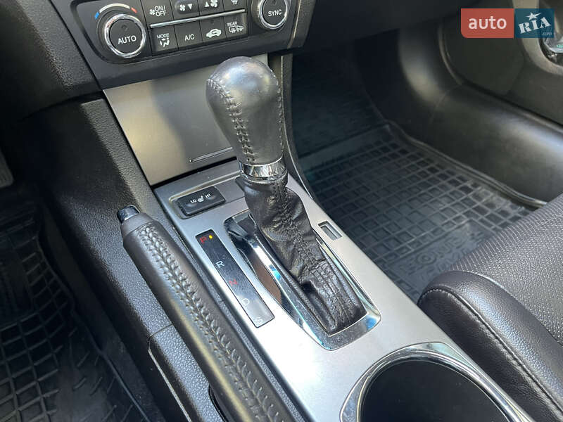 Седан Acura ILX 2012 в Киеве