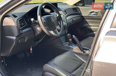 Седан Acura ILX 2012 в 