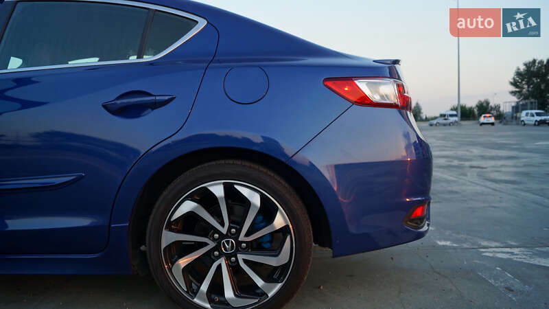 Седан Acura ILX 2015 в Киеве