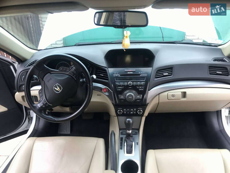 Седан Acura ILX 2012 в Вінниці