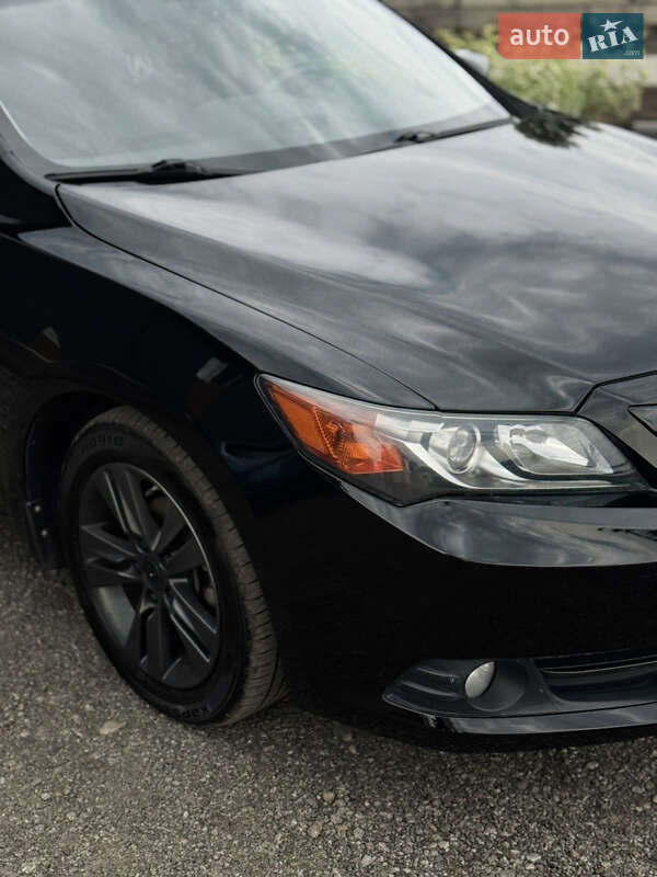 Седан Acura ILX 2012 в Києві