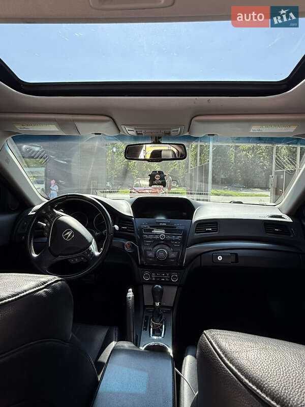 Седан Acura ILX 2012 в Кременчуге