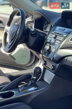 Седан Acura ILX 2012 в 
