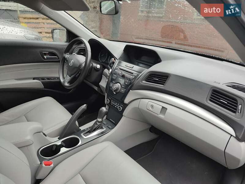 Седан Acura ILX 2018 в Львові