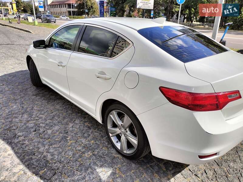 Седан Acura ILX 2014 в Киеве фото 4 Седан Acura ILX 2014 в Киеве