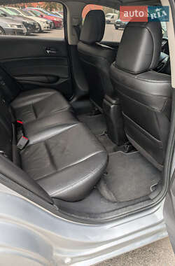 Седан Acura ILX 2012 в 
