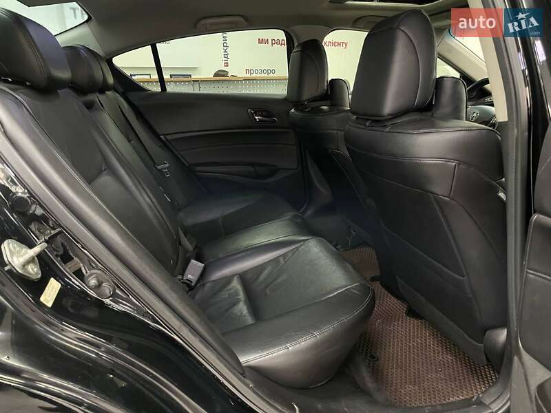Седан Acura ILX 2012 в Києві