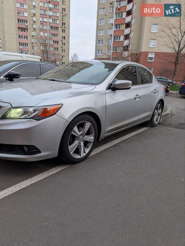 Седан Acura ILX 2012 в Києві