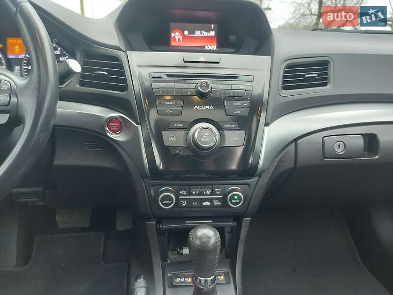 Седан Acura ILX 2016 в Великодолинському