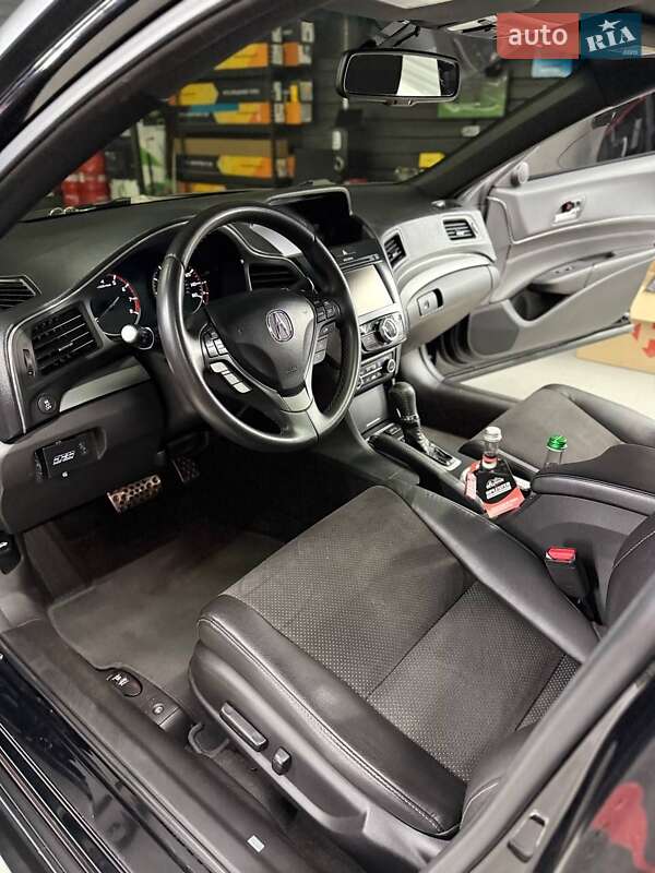 Седан Acura ILX 2015 в Киеве