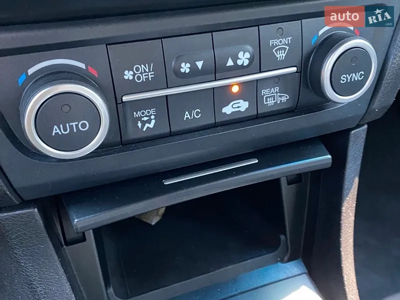 Acura ILX 2016 VIN 19UDE2F74HA005986 фото оголошення 19 з 61