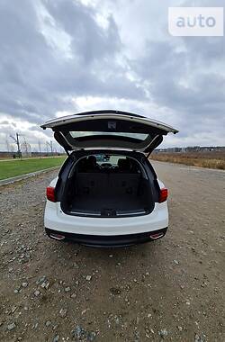 Позашляховик / Кросовер Acura MDX 2015 в 